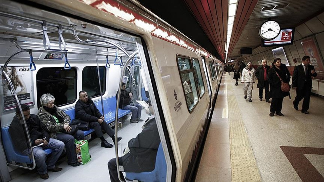 İstanbul'da metro seferlerine yılbaşı ayarı: Bazı seferler sabaha kadar uzatıldı