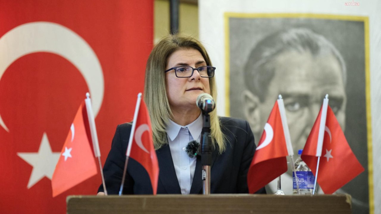 İYİ Partili Özlem Ural, partisini eleştirdi! Balıkesir’de Ahmet Akın’a destek istifası: Oylar Ahmet Akın’a