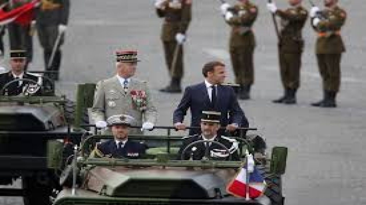 Fransa Cumhurbaşkanı Macron: İran tehdidini kontrol altına almalıyız