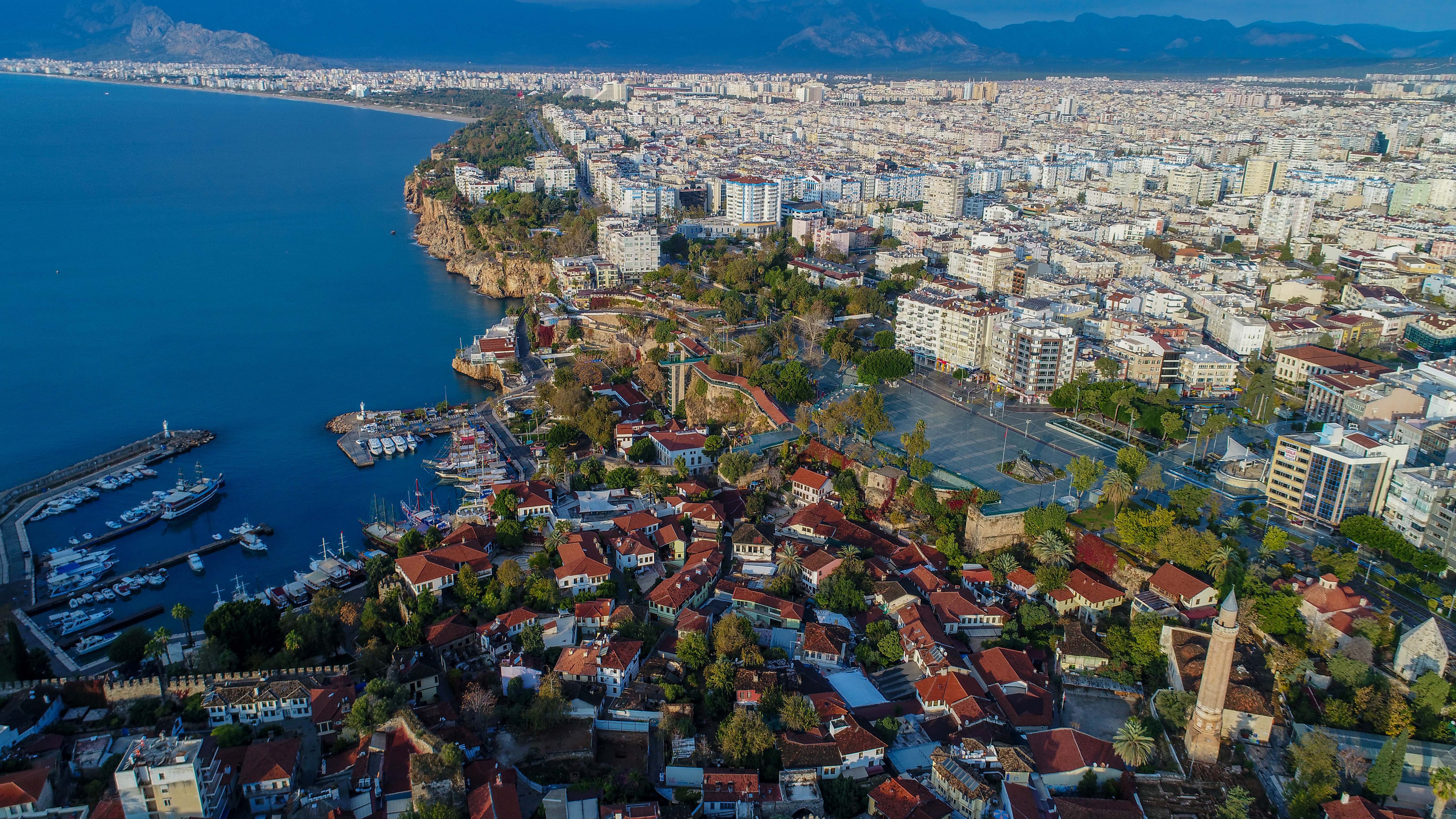 Yabancılara konut satışında İstanbul, Antalya'yı geçti