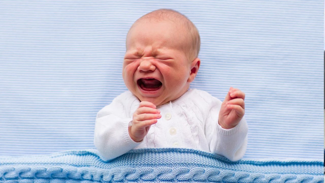 6-12 aylık bebeklerde monoton ağlamaya dikkat
