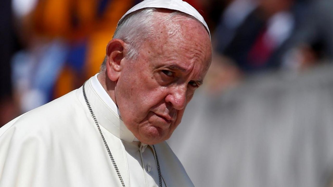 Papa Francis: Orta Doğu'daki durumu endişeyle izliyorum