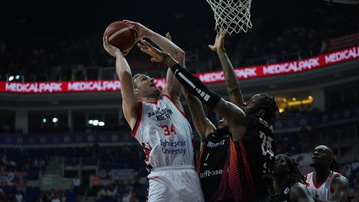 Bahçeşehir Koleji, FIBA Europe Cup'ı finalde kaybetti