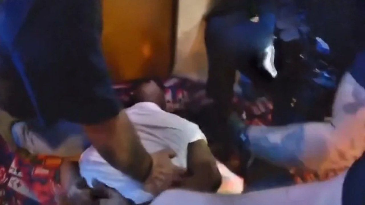 ABD'de polis şiddeti: Siyahi Amerikalı nefessiz kalıp yaşamını yitirdi