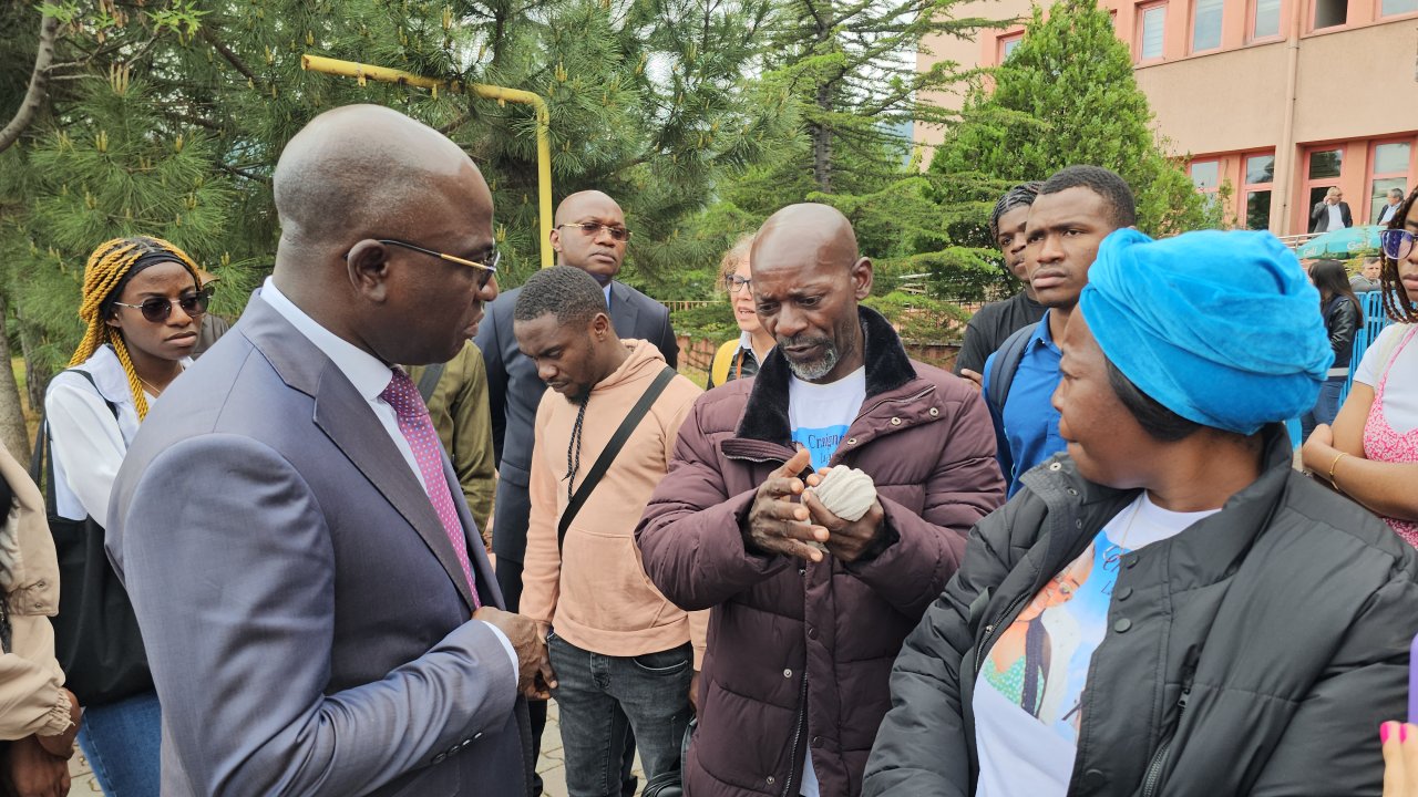 Filyos Çayı'nda cesedi bulunan Dina'nın duruşmasına Gabon Büyükelçisi de katıldı; apartmanda keşif talebi reddedildi