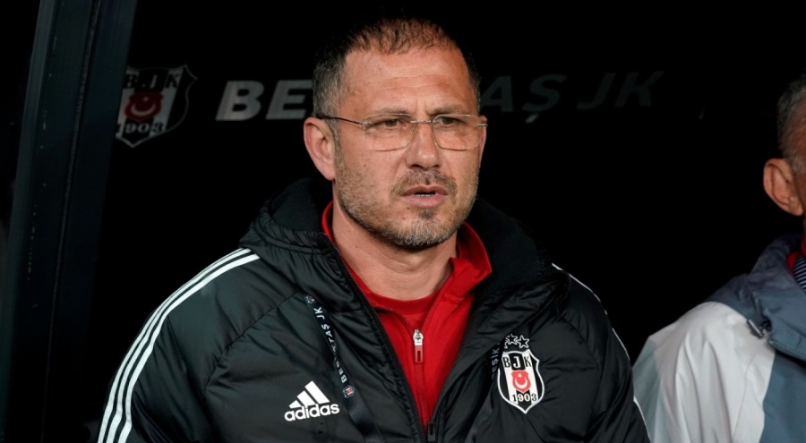 Beşiktaş'ta Serdar Topraktepe'den 4 değişiklik