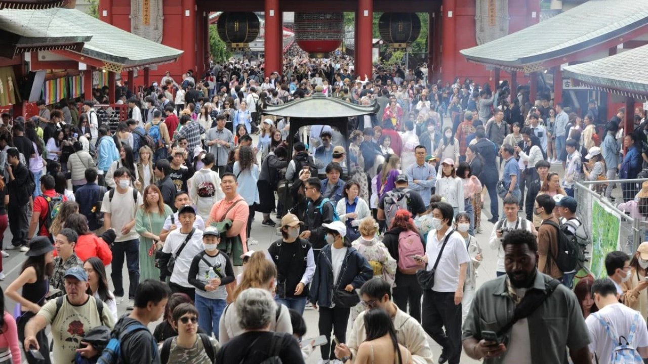 Japonya, yendeki değer kaybının da etkisiyle turist akınına uğradı