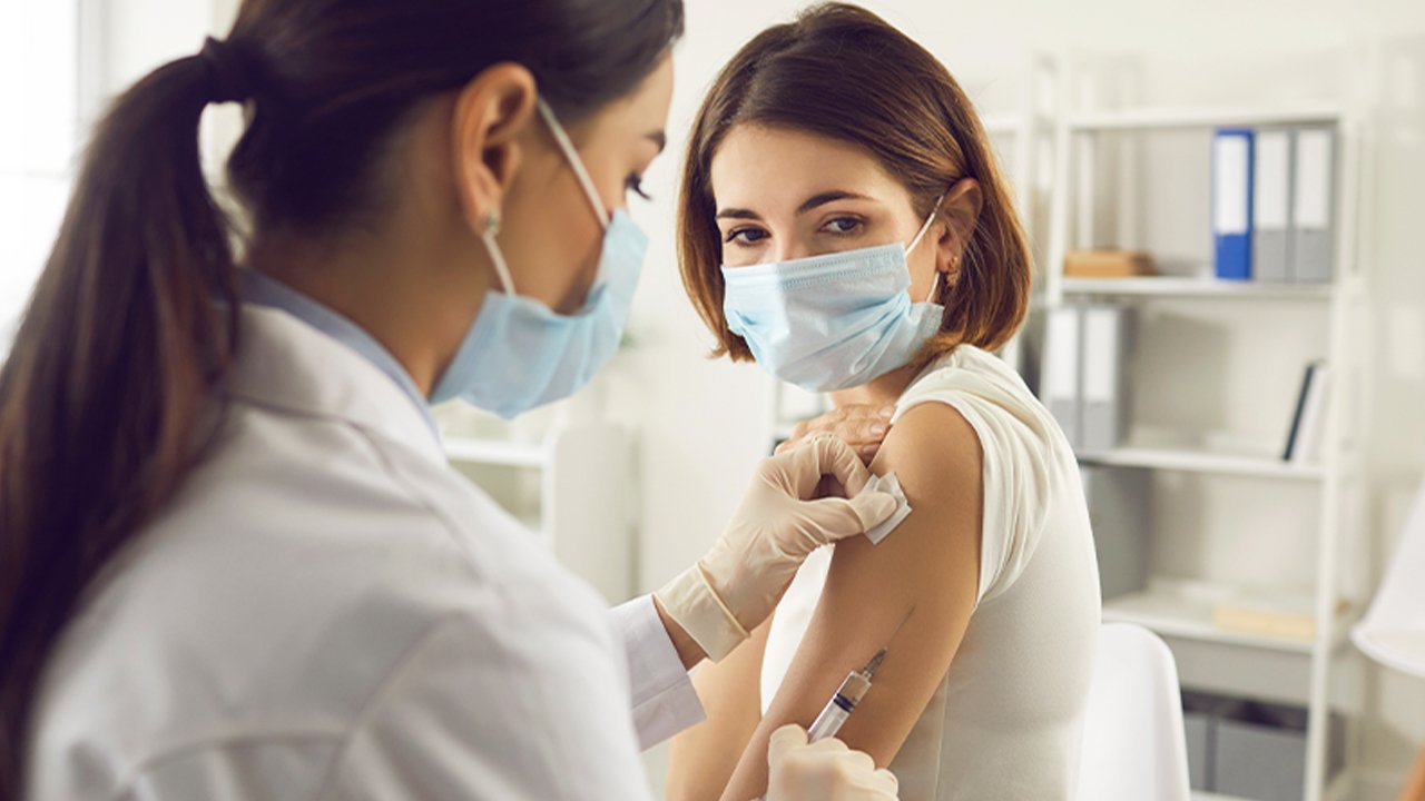İBB'nin ücretsiz HPV aşısı uygulaması bugün İtibarıyla başladı
