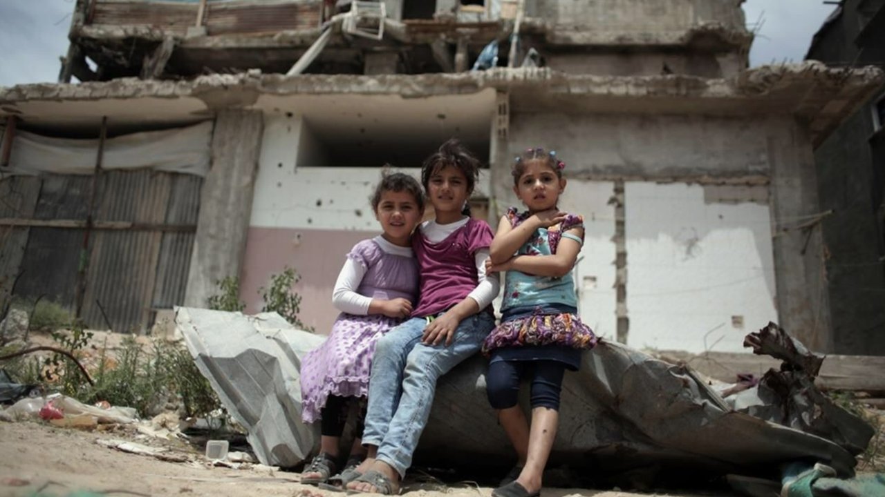 'Filistin'de saat başı ortalama iki anne ve dört çocuk öldürülüyor'