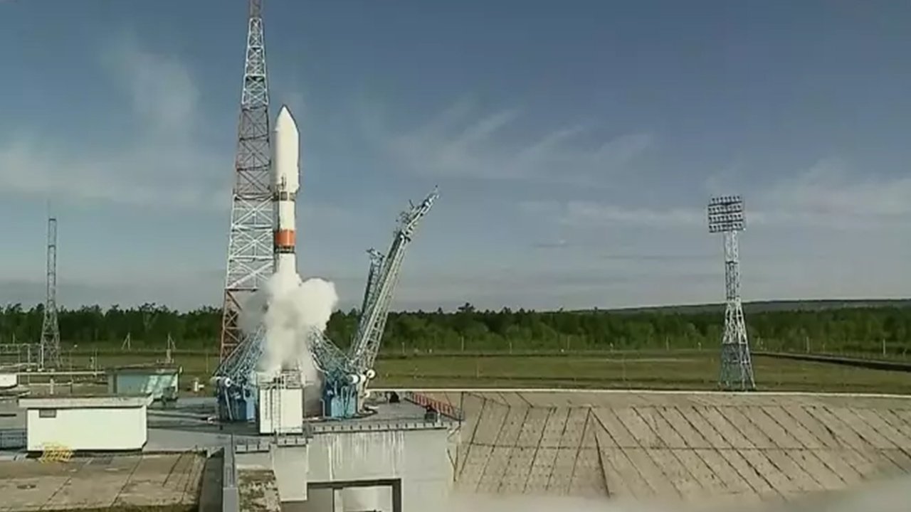 ''Rusya yörüngedeki tüm uyduları düşürebilir!''