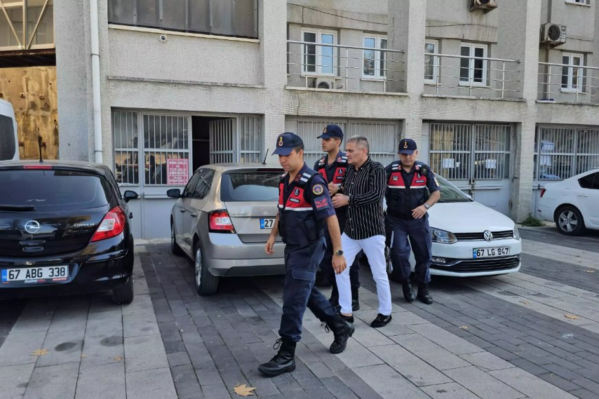 Eski sevgilisi öğretmeni 6 bıçak darbesiyle yaralayan sanığa 16 yıl hapis