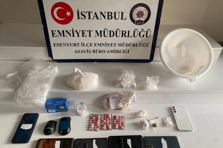 İstanbul-Esenyurt'ta operasyon yapılan evde polisin elini attığı her yerden uyuşturucu çıktı