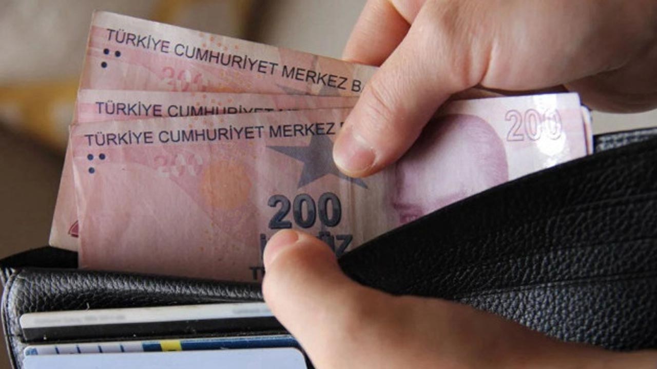 Emekliye 25 bin TL! Yeni ayın rakamları belli oldu
